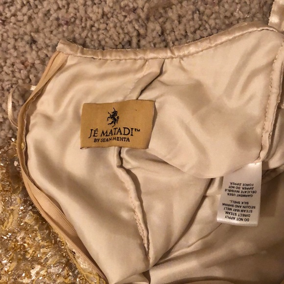 Gorgeous Je Matadi gown - Picture 7 of 7